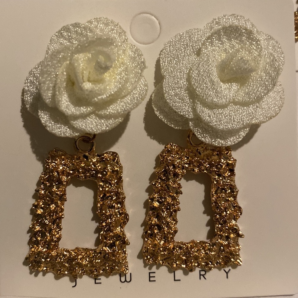 ✨❤️ Statement Rainbow Floral Drop Earrings | Gold Textured Rectangle Dangle 💛✨ - Picture 2 of 16